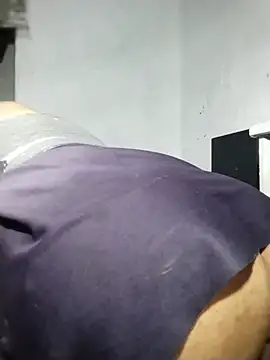 eroos_twink Chat XXX in diretta