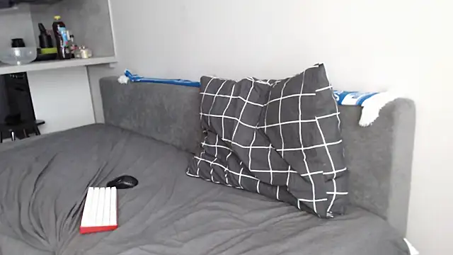 Student_Oliver's Live XXX Chat