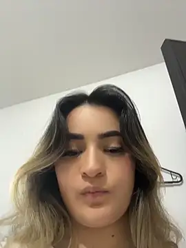 Antonella_Julieta: απευθείας συνομιλία ΧΧΧ
