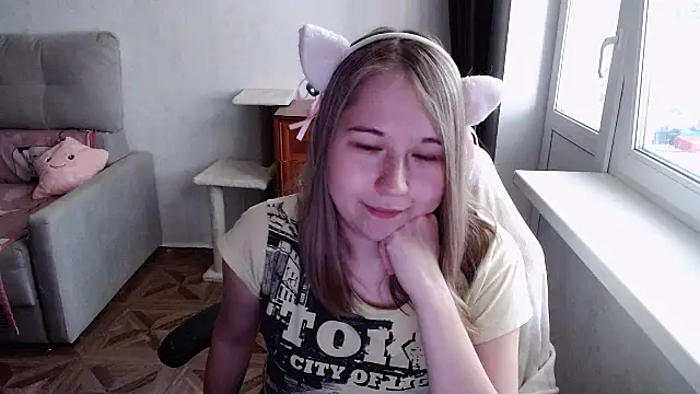 Emily-Way Chat XXX live