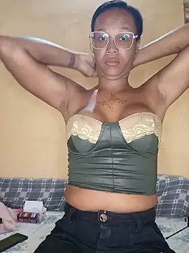 Sraveneno লাইভ XXX চ্যাট