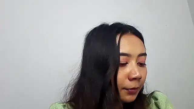 KristieOrtmann Adlı Modelin Canlı XXX Sohbeti