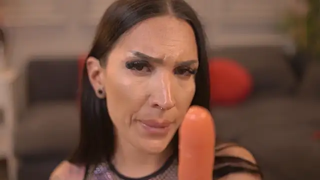 KyraReign's Live XXX Chat