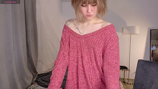 KikiMoorのライブXXXチャット