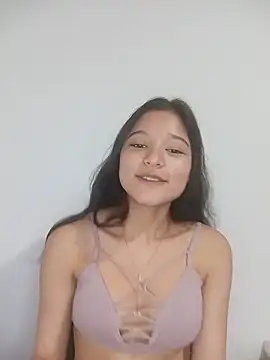 Chatroom XXX en direct de Sweet_Innocence_