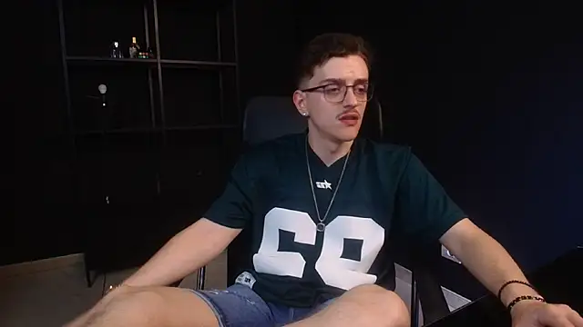 FelixStarkk Live XXX Chat