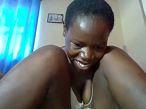 Blacksexyqueen24's Live XXX Chat