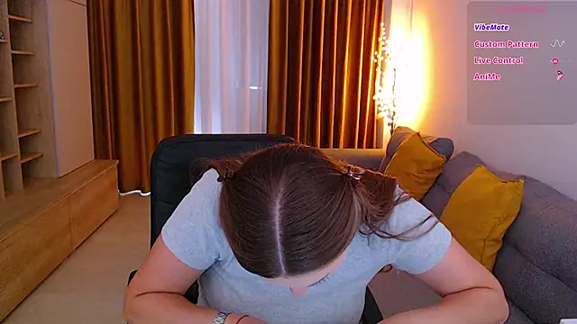 Chatroom XXX en direct de mia_bloomy