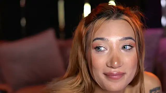 Chat XXX en directo de SiennaJayden