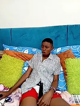 SweetSlenderChoc Chat XXX live