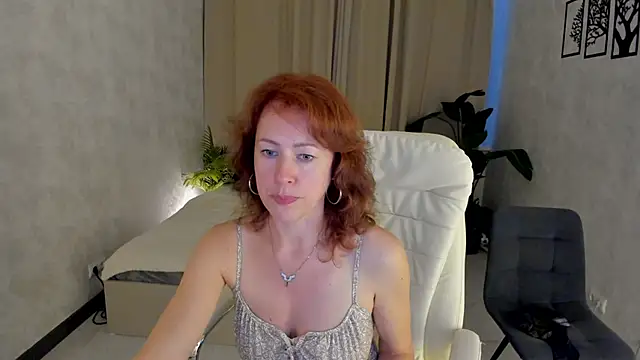 Chat +18 de LeticiaRomano ao vivo