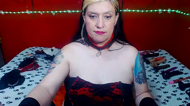 Chat XXX en directo de MATURE_Randy