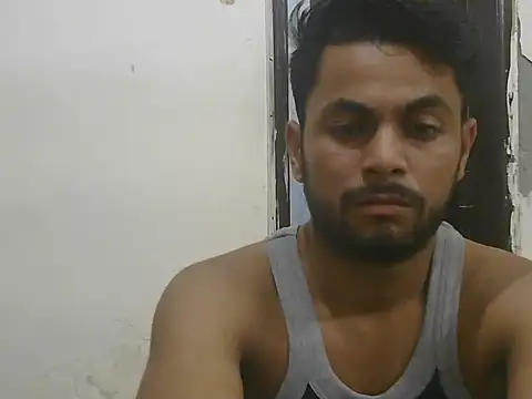 StubborndesiboyのライブXXXチャット