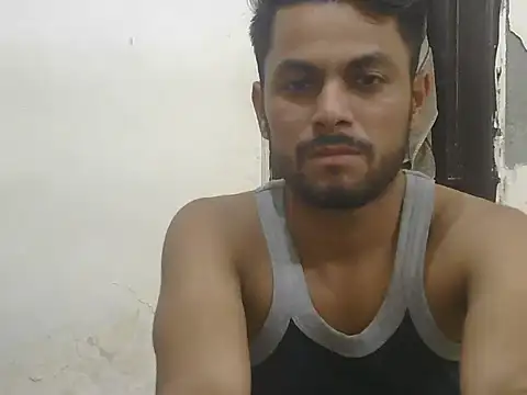 Stubborndesiboy live XXX chat