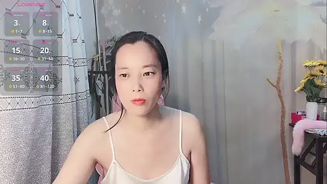Lingling-Baby520's Live XXX Chat
