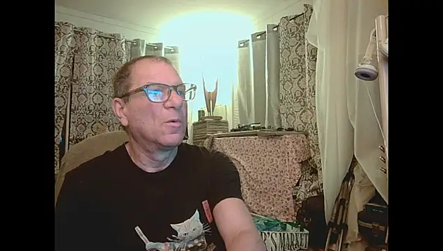 XXX chat uživo modela coryassman