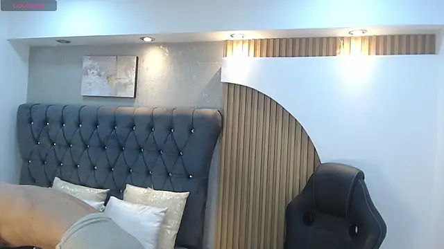 XXX chat uživo modela Anaciet_Evans