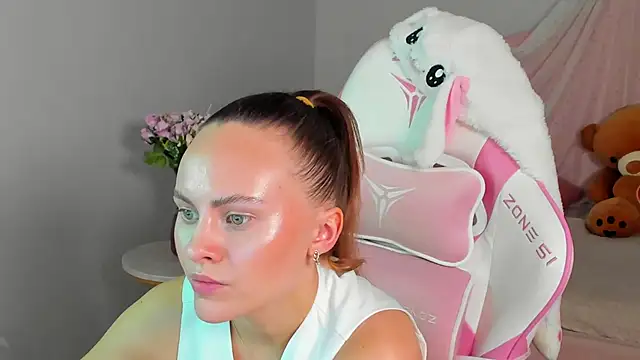LumeriSoren élő XXX-chatje