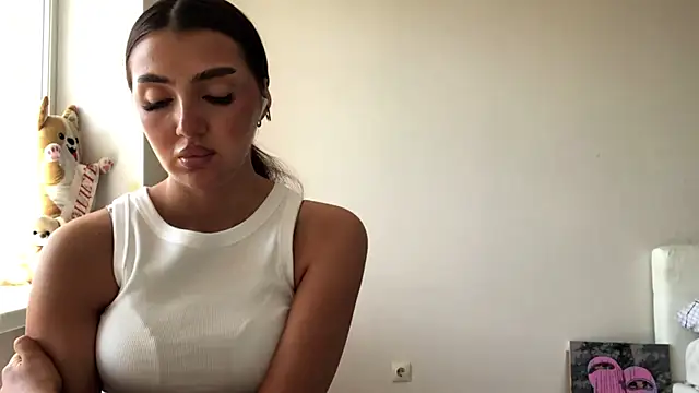 AlvinaMair's Live XXX Chat