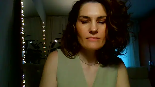 Ms-Lust1-'s Live XXX Chat
