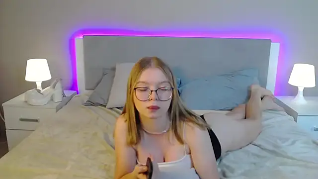 MadlenMelo Live XXX-Chat