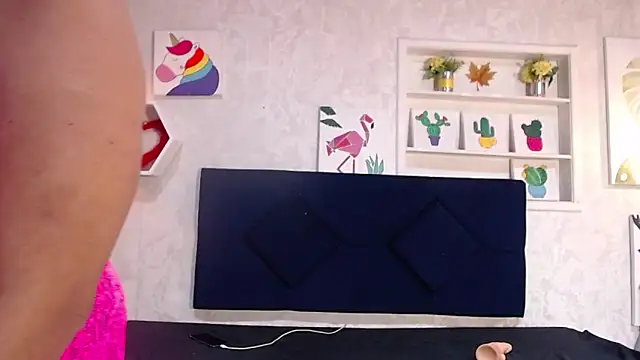 XXX chat uživo modela KeniaLovex