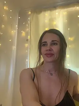 XXX chat uživo modela LucieMack