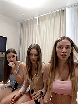 caressyourselfn Live XXX chat