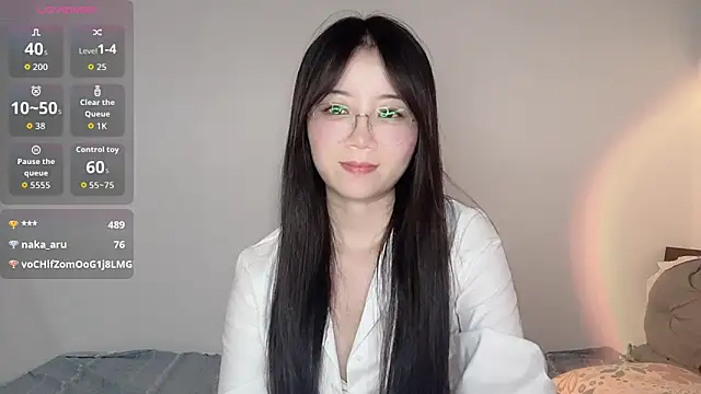 77-Vicky's Live XXX Chat