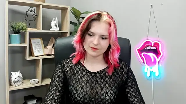 دردشة SweetLilyxo الجنسية المباشرة