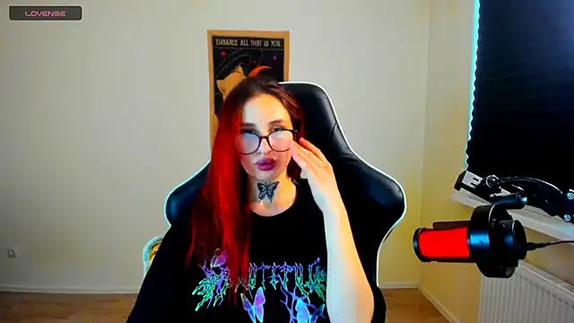 Chat +18 de your_tora ao vivo