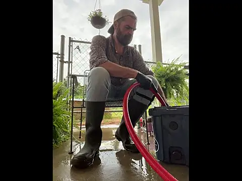 Онлайн чат XXX BootsAndCountry