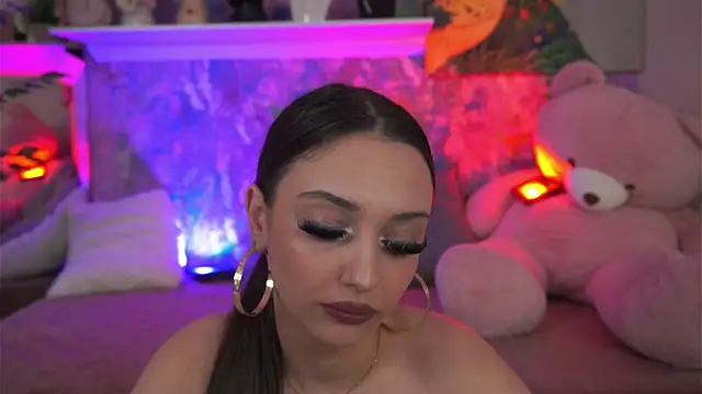 ZaraFeline's Live XXX Chat