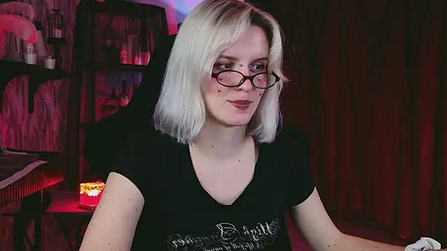 BethanyCloud Adlı Modelin Canlı XXX Sohbeti