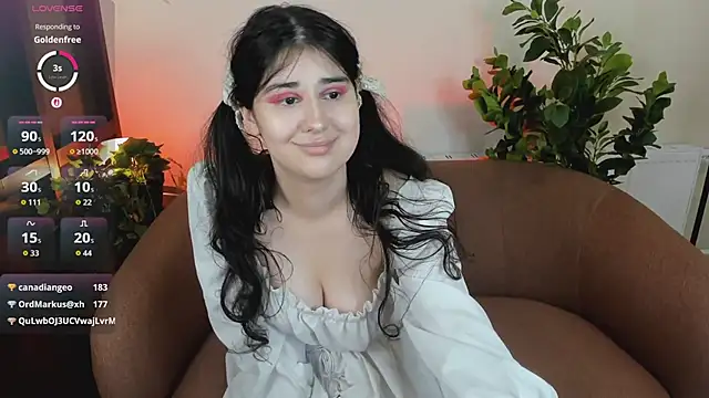 Lyra_Skye_ élő XXX-chatje