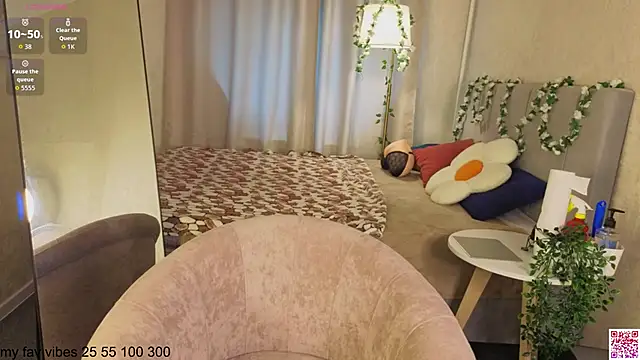 Chat +18 de Sally_Ange1 ao vivo