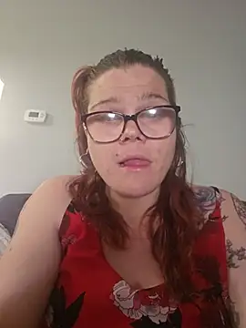 Chat XXX en directo de FelicityFreeze69