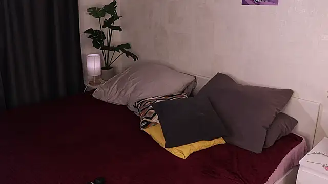 XXX chat uživo modela Leya_Curly