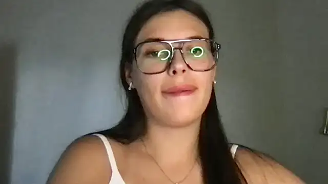 MoonriseGoddess' Live XXX Chat