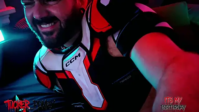 Chatroom XXX en direct de Tucker_pdmax