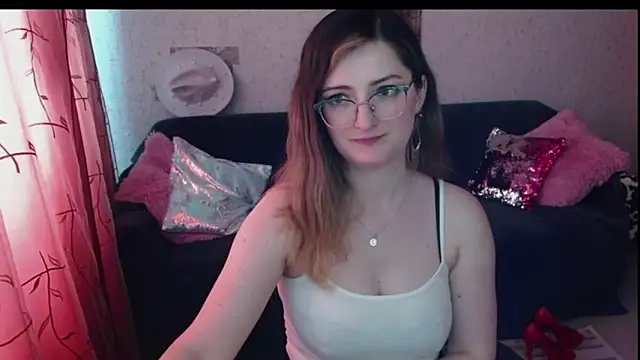 Arielsssplash 现场XXX聊天