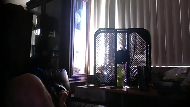 Živý XXX chat KinkyTOMan