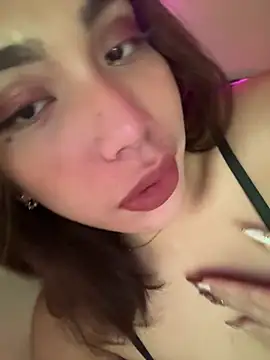 SideChick_BunnyのライブXXXチャット