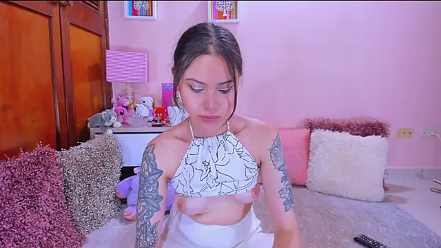 AbrilRussell Live XXX-chat