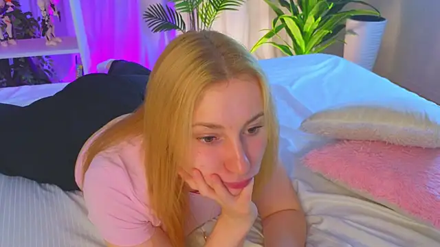 RosalieHandley's Live XXX Chat