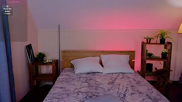 Deibora 现场XXX聊天