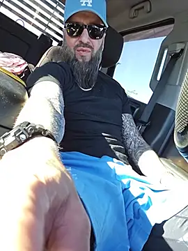 Chatroom XXX en direct de Beardedtattood