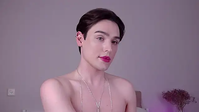 XXX chat uživo modela RobbyCharming