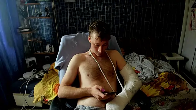 XXX chat uživo modela CuteBoy228