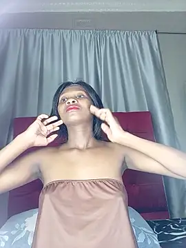 Chat +18 de PussyFarrie ao vivo